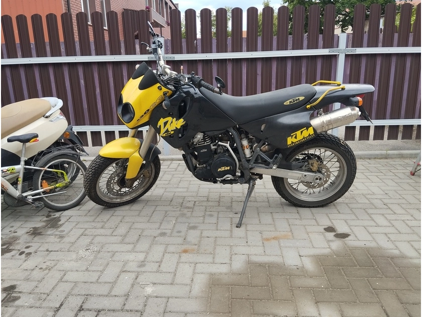  KTM Duke 1997 m. – 37 KW, puiki būklė