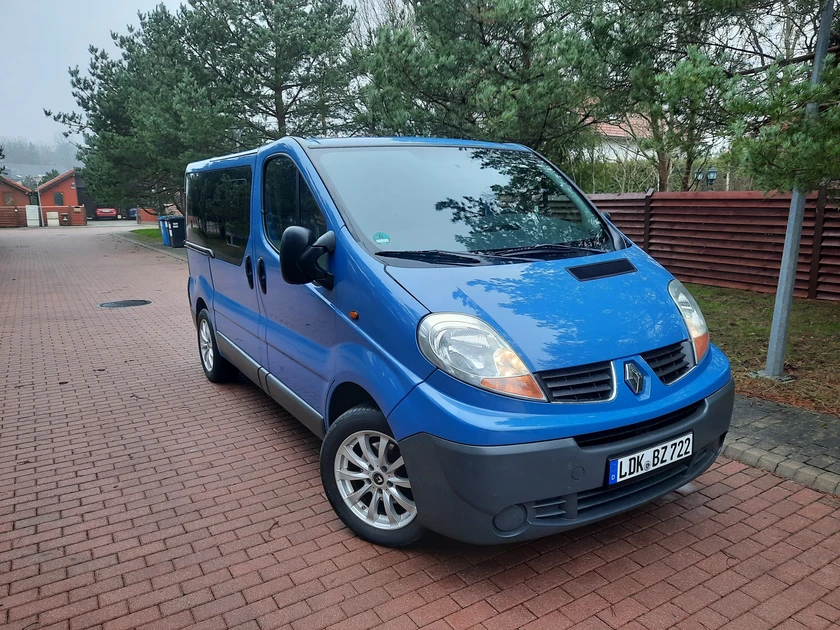  Renault Trafic 06m 2,0d – patikimumas iš Vokietijos!